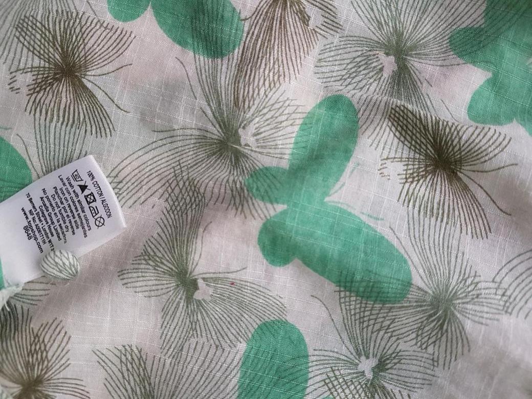 Topshop Rozmiar 8 (36) Kolor Zielony Motyle W serek Tunika Bluzka Rękaw 3/4 Materiał Bawełna 100% Topshop Rozmiar 8 (36) Kolor Zielony Motyle W serek Tunika Bluzka Rękaw 3/4 Materiał Bawełna 100%