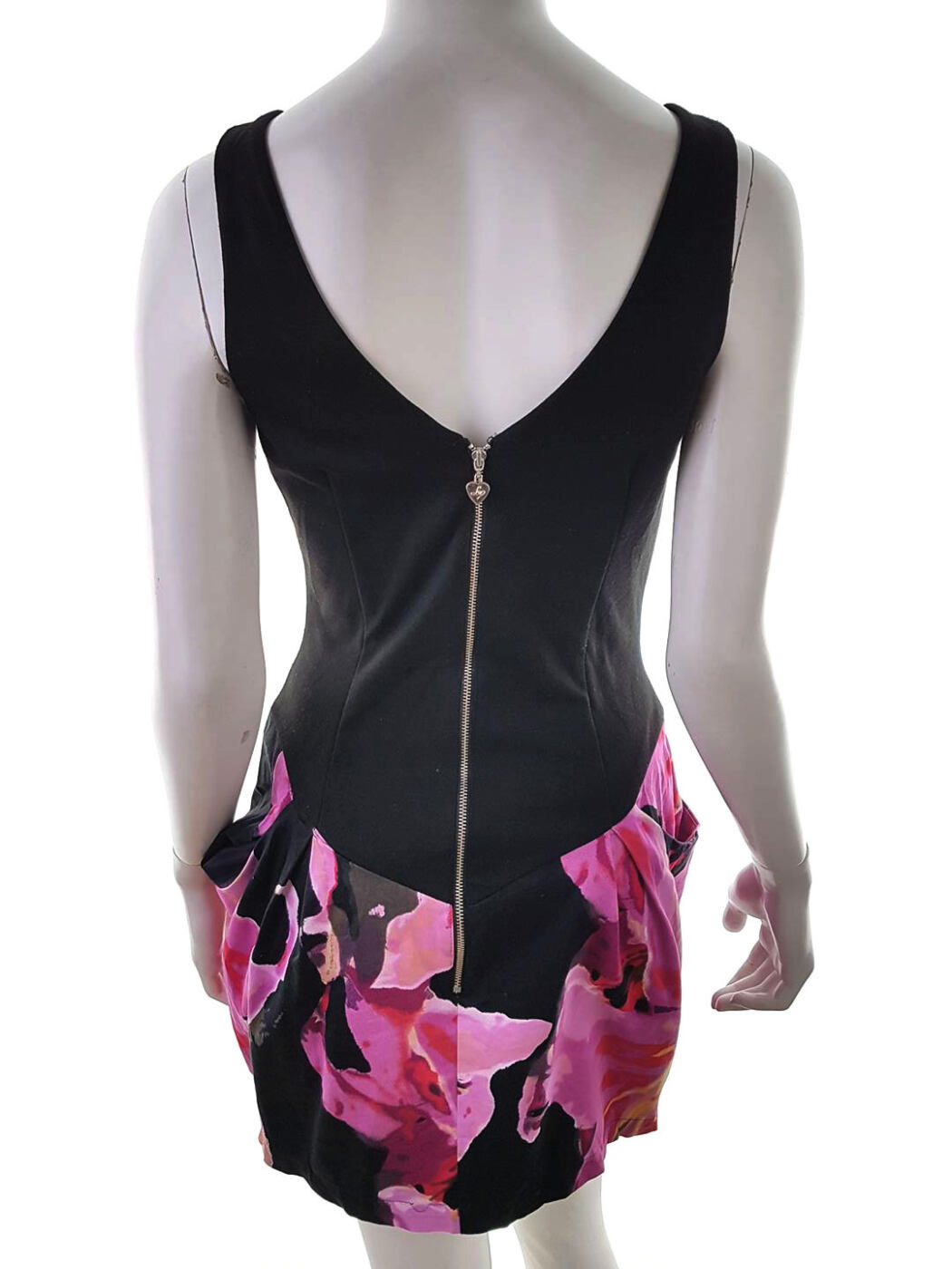 Lipsy Rozmiar 8 (36) Kolor Czarny Okrągły dekolt Sukienka Bodycon Bezrękawnik Krótka Lipsy Rozmiar 8 (36) Kolor Czarny Okrągły dekolt Sukienka Bodycon Bezrękawnik Krótka