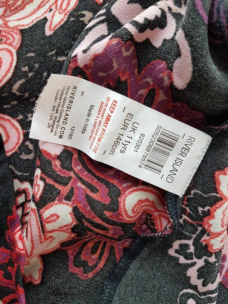 River island Rozmiar 11 lat Kolor Czarny Kołnierz Sukienka Koszulowa Krótki rękaw Krótka