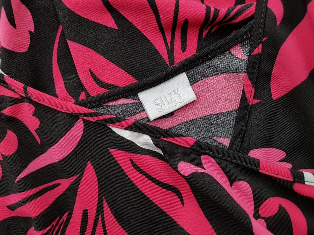 Suzy Rozmiar M Kolor Czarny W serek Sukienka Bodycon Krótki rękaw Midi Suzy Rozmiar M Kolor Czarny W serek Sukienka Bodycon Krótki rękaw Midi