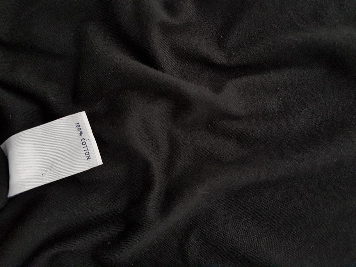 20181128_125117.jpg Gap Rozmiar XL Kolor Czarny Męski T-Shirt Bezrękawnik Materiał Bawełna 100%