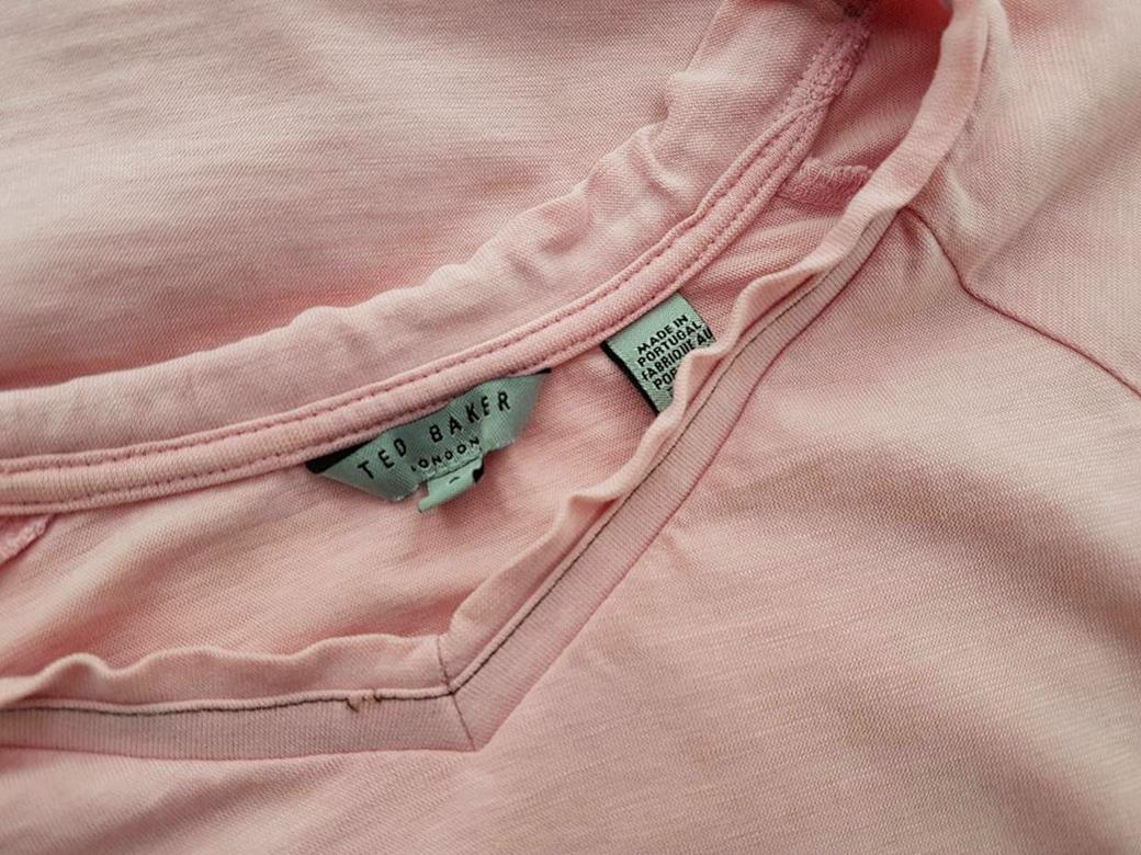 20181128_125303.jpg Ted Baker London Rozmiar 3 Kolor Różowy Kołnierz Męski T-Shirt Krótki rękaw Materiał Bawełna 100%
