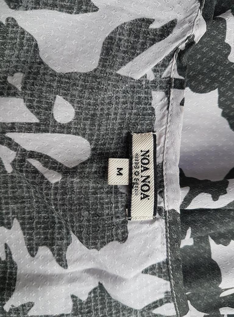 20181128_130228.jpg Noa noa Rozmiar M Kolor Szary Roślinny Liście Głęboki Serek Bluzka Peplum Krótki rękaw Materiał Wiskoza 100%