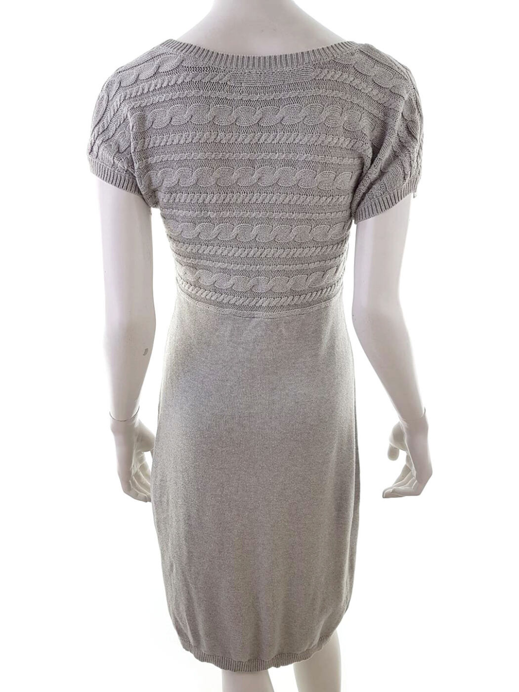 Old Navy Rozmiar M Kolor Szary Okrągły dekolt Sukienka Sweterkowa Krótki rękaw Midi Materiał Bawełna 100% Old Navy Rozmiar M Kolor Szary Okrągły dekolt Sukienka Sweterkowa Krótki rękaw Midi Materiał Bawełna 100%