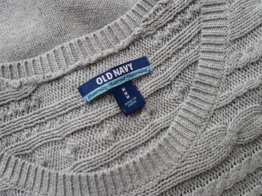 Old Navy Rozmiar M Kolor Szary Okrągły dekolt Sukienka Sweterkowa Krótki rękaw Midi Materiał Bawełna 100% Old Navy Rozmiar M Kolor Szary Okrągły dekolt Sukienka Sweterkowa Krótki rękaw Midi Materiał Bawełna 100%