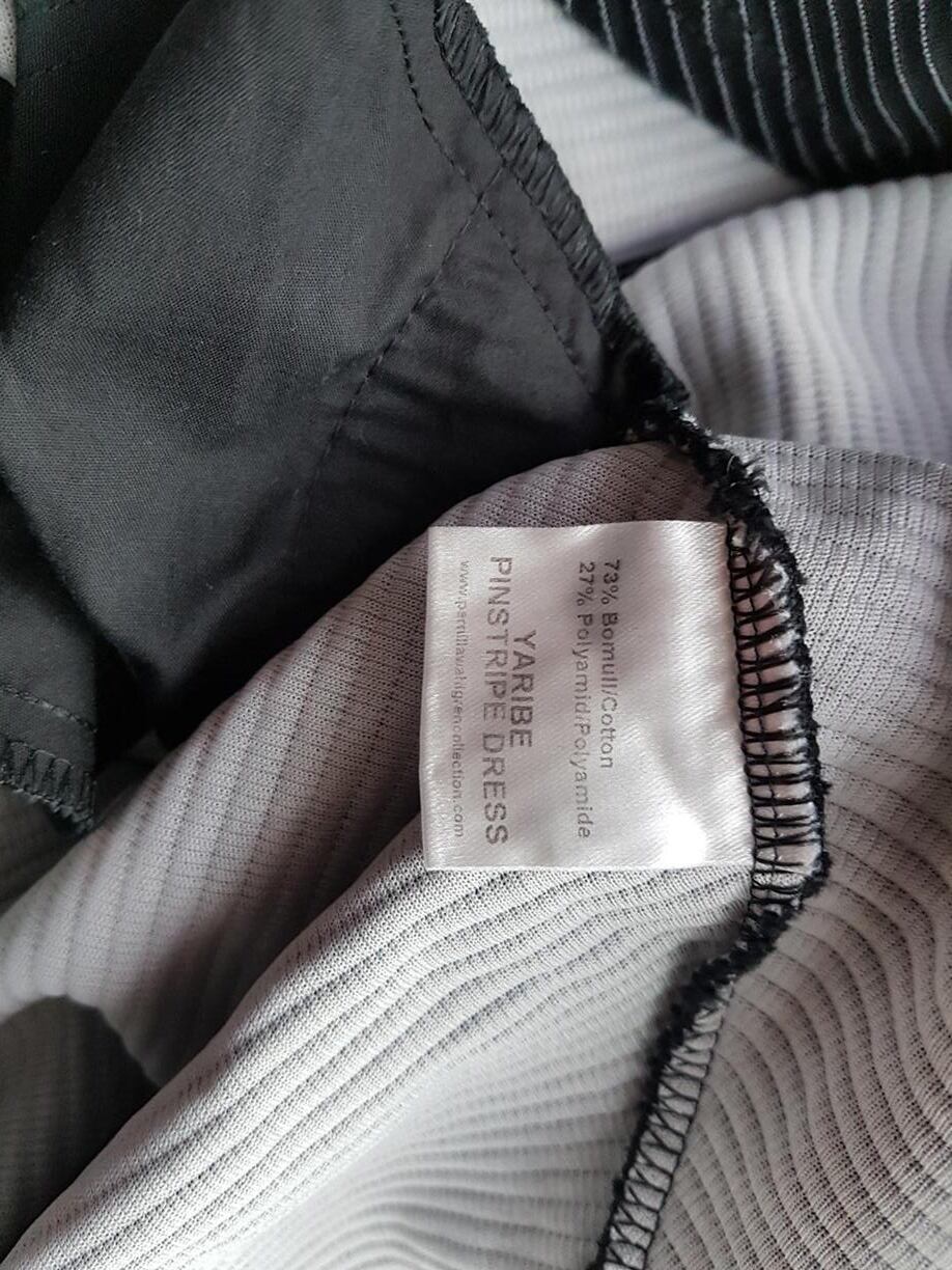 Pernilla Wahlgren Rozmiar M Kolor Czarny W serek Sukienka Sheath Rękaw 3/4 Do Kolan Materiał Bawełna