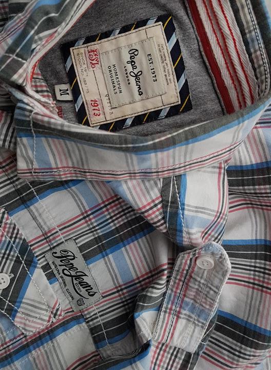 20181205_125918.jpg Pepe jeans Rozmiar M Kolor Niebieski Kołnierz Męska Koszula Casual Krótki rękaw Materiał Bawełna 100%