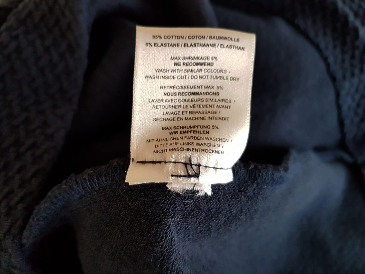 Ganni Rozmiar XS Kolor Granatowy Okrągły dekolt Sukienka Prostokątna Rękaw 3/4 Do Kolan Materiał Bawełna Ganni Rozmiar XS Kolor Granatowy Okrągły dekolt Sukienka Prostokątna Rękaw 3/4 Do Kolan Materiał Bawełna