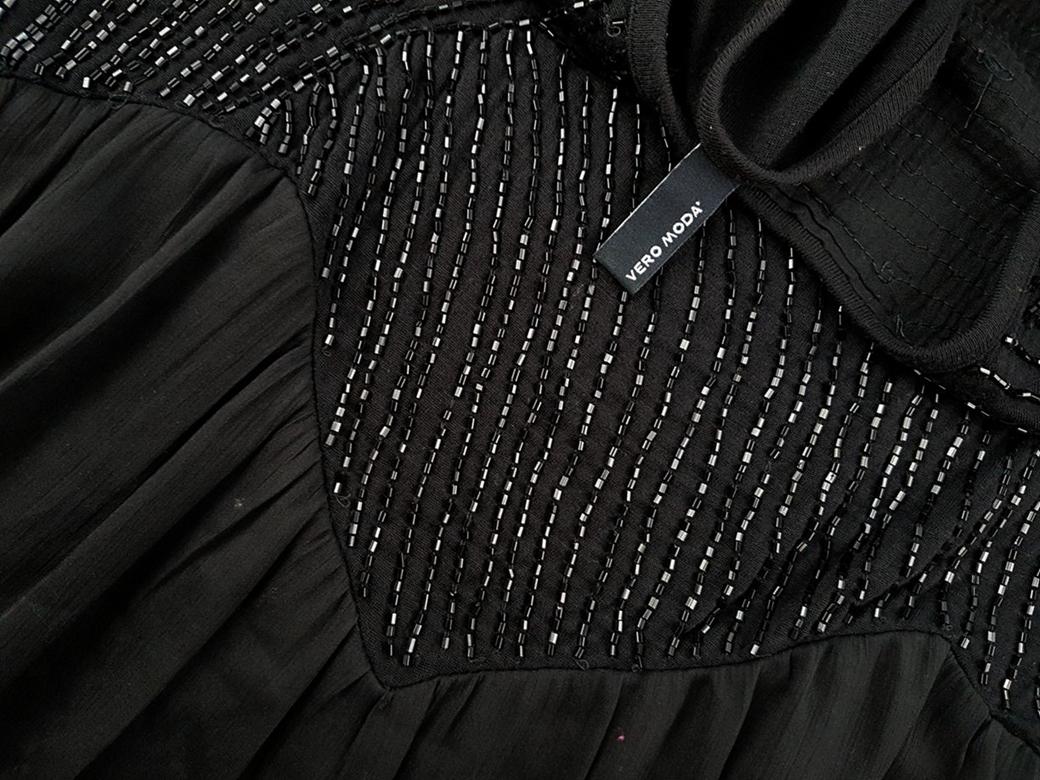 Vero moda Rozmiar S Kolor Czarny Okrągły dekolt Sukienka Rozkloszowana Bezrękawnik Do Kolan Materiał Wiskoza