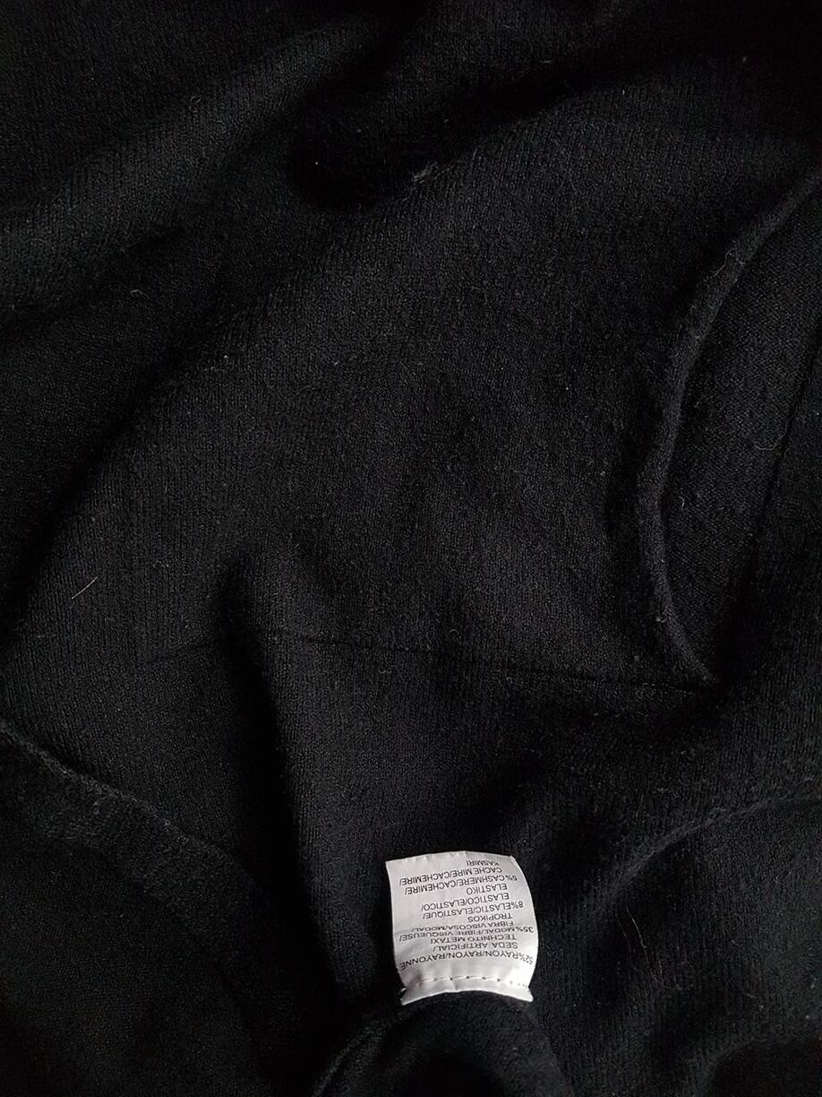 Rozmiar L Kolor Czarny W łódkę Tunika Bluzka Długi rękaw Materiał Rayon Rozmiar L Kolor Czarny W łódkę Tunika Bluzka Długi rękaw Materiał Rayon