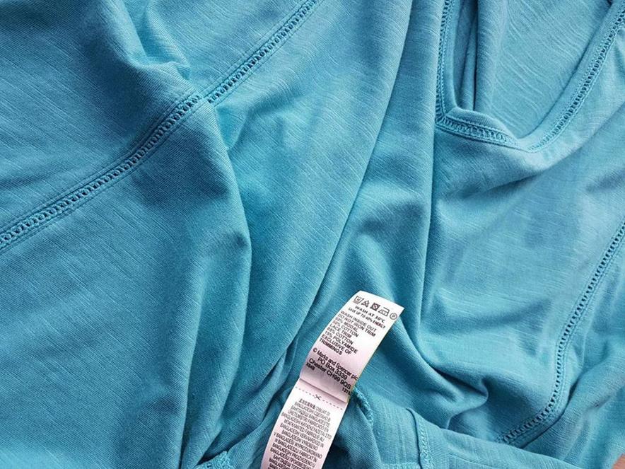 Rozmiar 44 Kolor Turkusowy W serek T-Shirt Krótki rękaw Materiał Modal