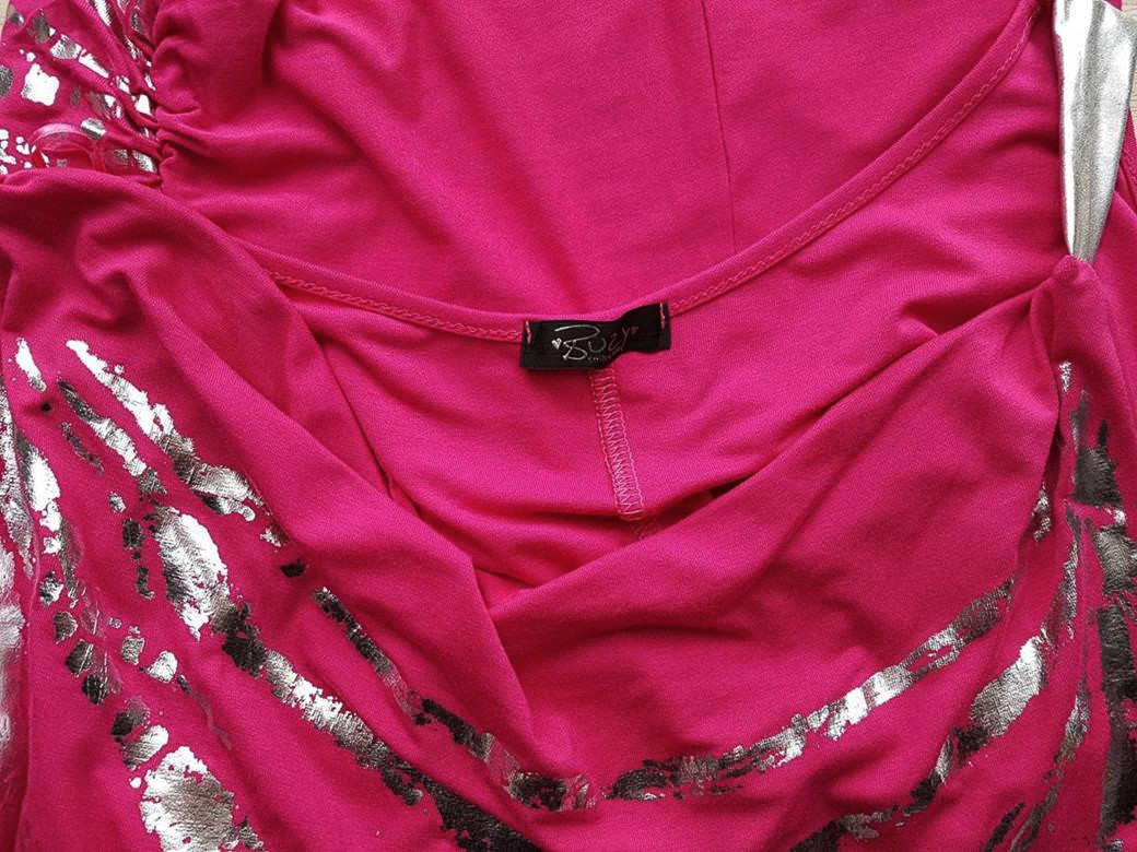 Buzy Collection Rozmiar S/M Kolor Różowy Pasy Drapowany dekolt Tunika Bluzka Krótki rękaw Materiał Wiskoza Buzy Collection Rozmiar S/M Kolor Różowy Pasy Drapowany dekolt Tunika Bluzka Krótki rękaw Materiał Wiskoza