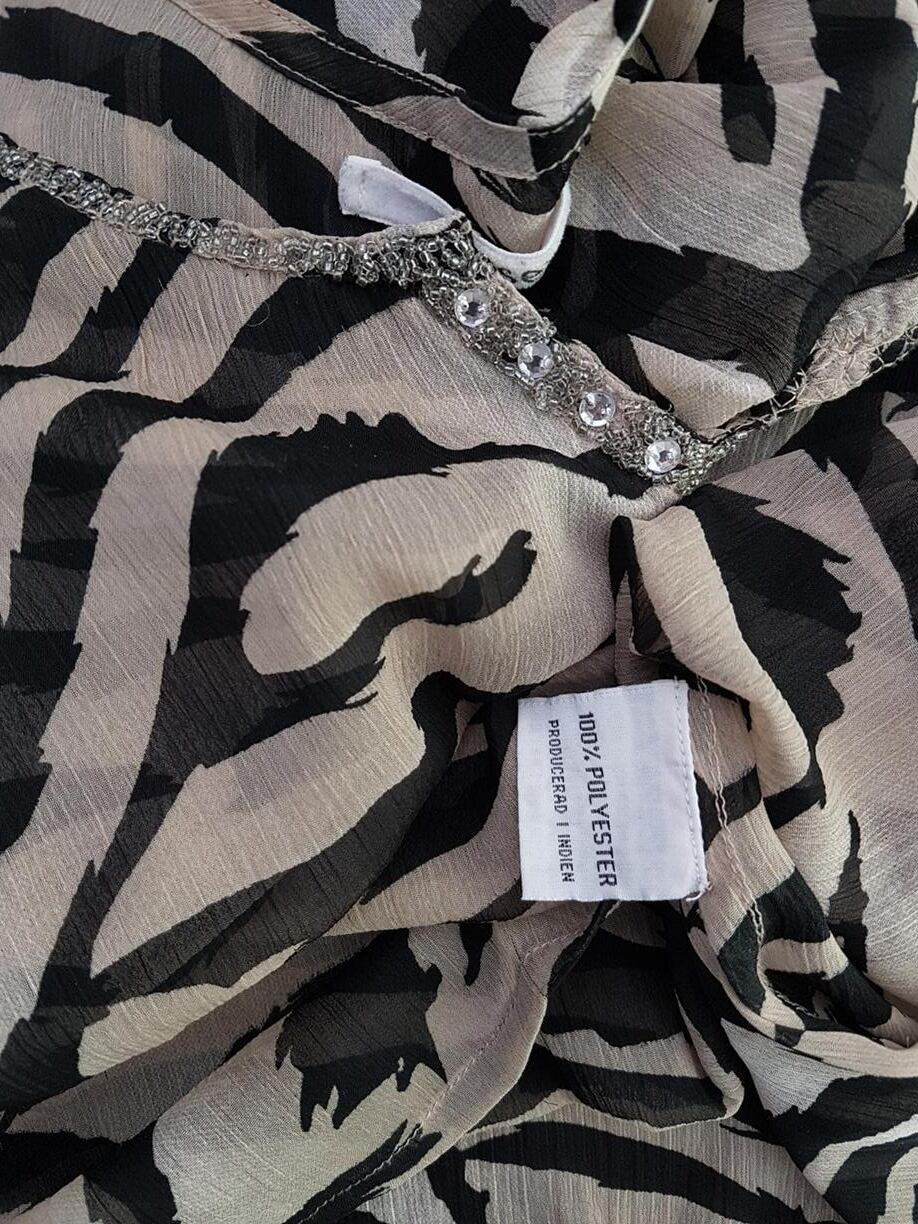 Rosebud Rozmiar L Kolor Beżowy Panterka W serek Tunika Bluzka Bezrękawnik Rosebud Rozmiar L Kolor Beżowy Panterka W serek Tunika Bluzka Bezrękawnik