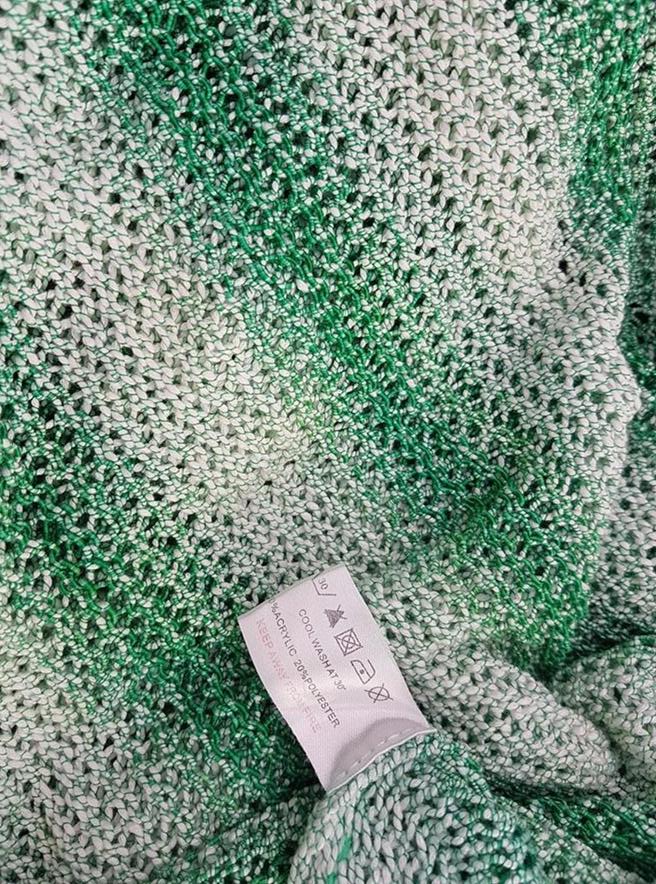 20190204_094146.jpg Nina Murati Rozmiar XL Kolor Zielony Crew Neck Sweter Długi rękaw Materiał Akryl Otwarta dzianina