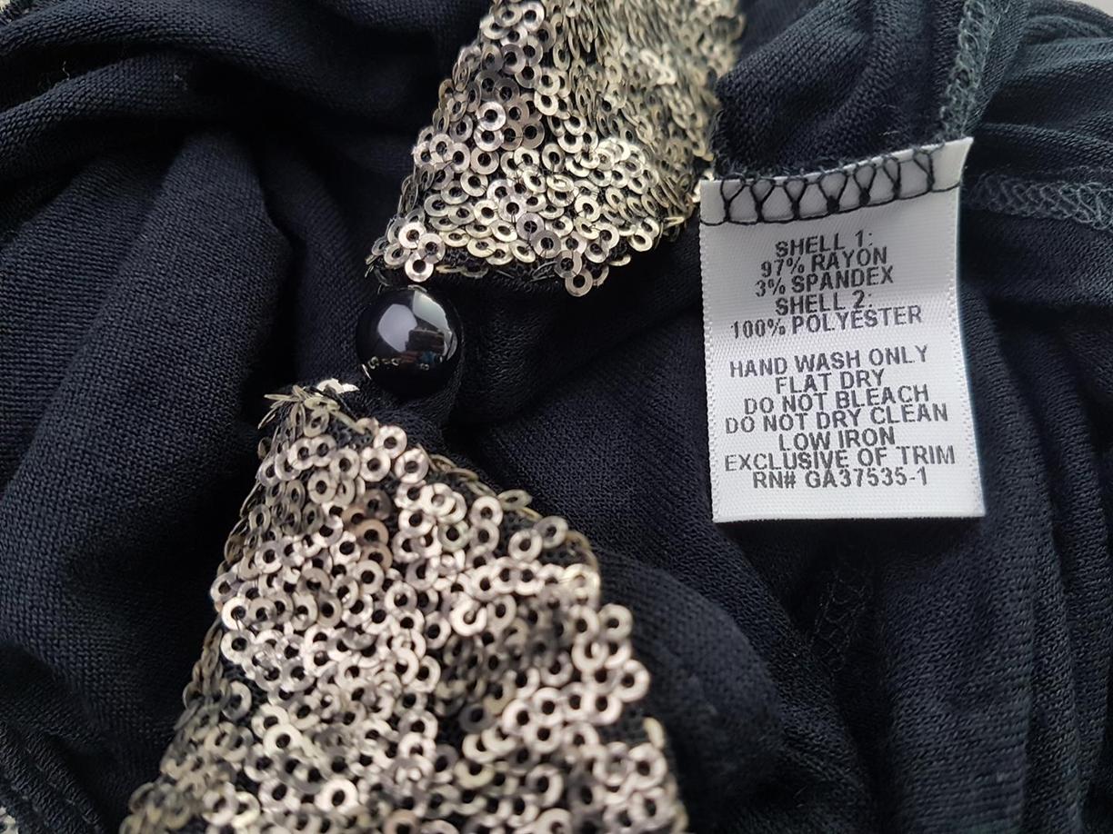 Monteau Rozmiar M Kolor Czarny Okrągły dekolt Tunika Bluzka Krótki rękaw Materiał Rayon