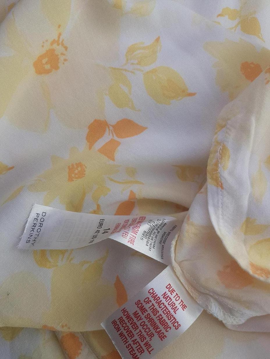 20190212_155119.jpg Dorothy perkins Rozmiar 42 Kolor Biały Okrągły dekolt Bluzka Krótki rękaw Materiał Wiskoza 100%