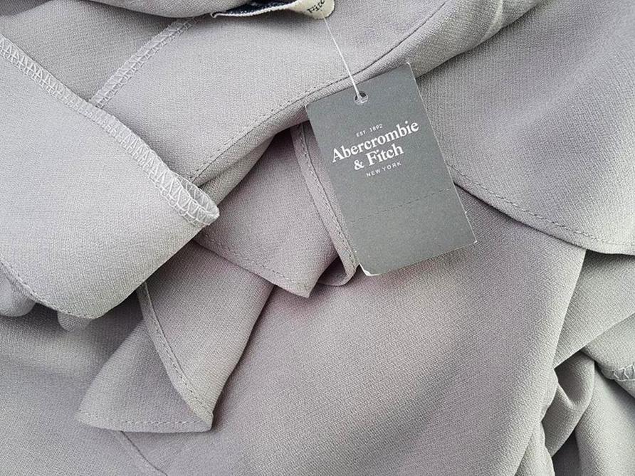 20190221_132934.jpg ABERCROMBIE & FITCH Rozmiar L Kolor Szary W serek Bluzka Rękaw 3/4