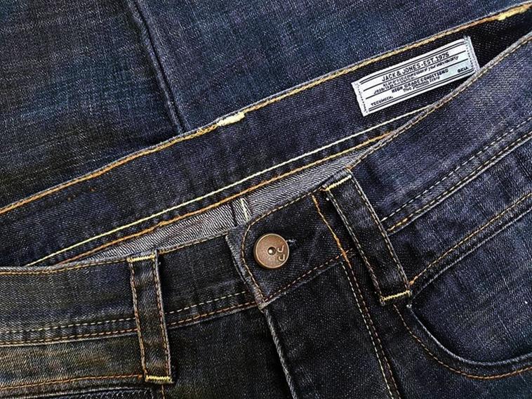 Jack & jones Rozmiar 30/32 Kolor Granatowy Materiał Bawełna 100%