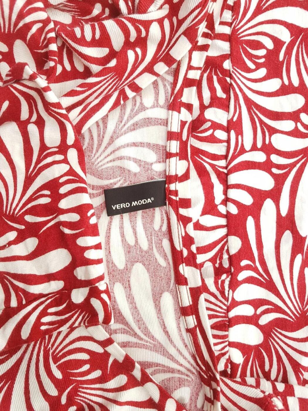 Vero moda Rozmiar M Kolor Czerwony Roślinny Liście Dekolt U Tunika Bluzka Rękaw 3/4 Vero moda Rozmiar M Kolor Czerwony Roślinny Liście Dekolt U Tunika Bluzka Rękaw 3/4
