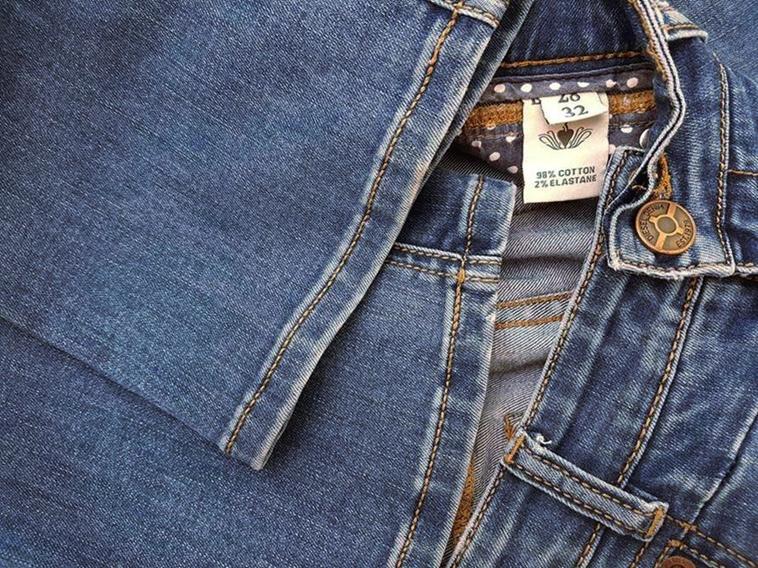 Diesel Rozmiar 28 Kolor Niebieski Spodnie Jeansy Materiał Bawełna