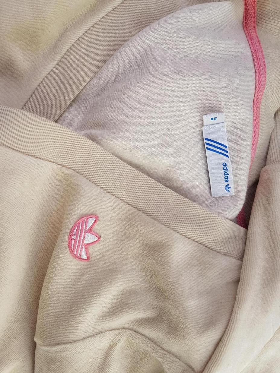 20190301_101513.jpg Adidas Rozmiar 36 Kolor Beżowy W serek Sweter Długi rękaw Materiał Bawełna Cienka dzianina