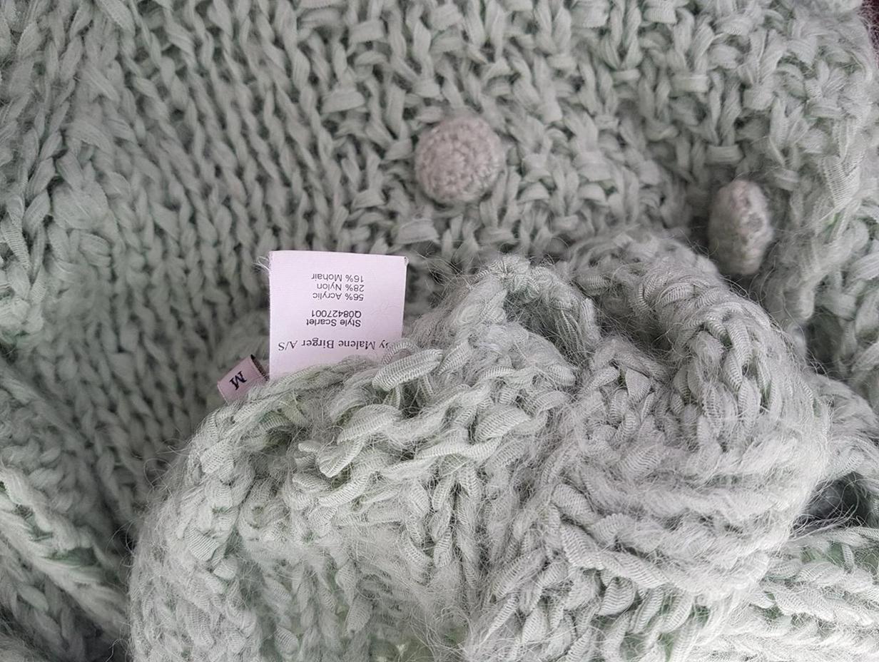 20190304_140559.jpg BY MALENE BIRGER Rozmiar M Kolor Miętowy Kołnierz Kardigan Żakiet Długi rękaw Materiał Akryl Gruba dzianina