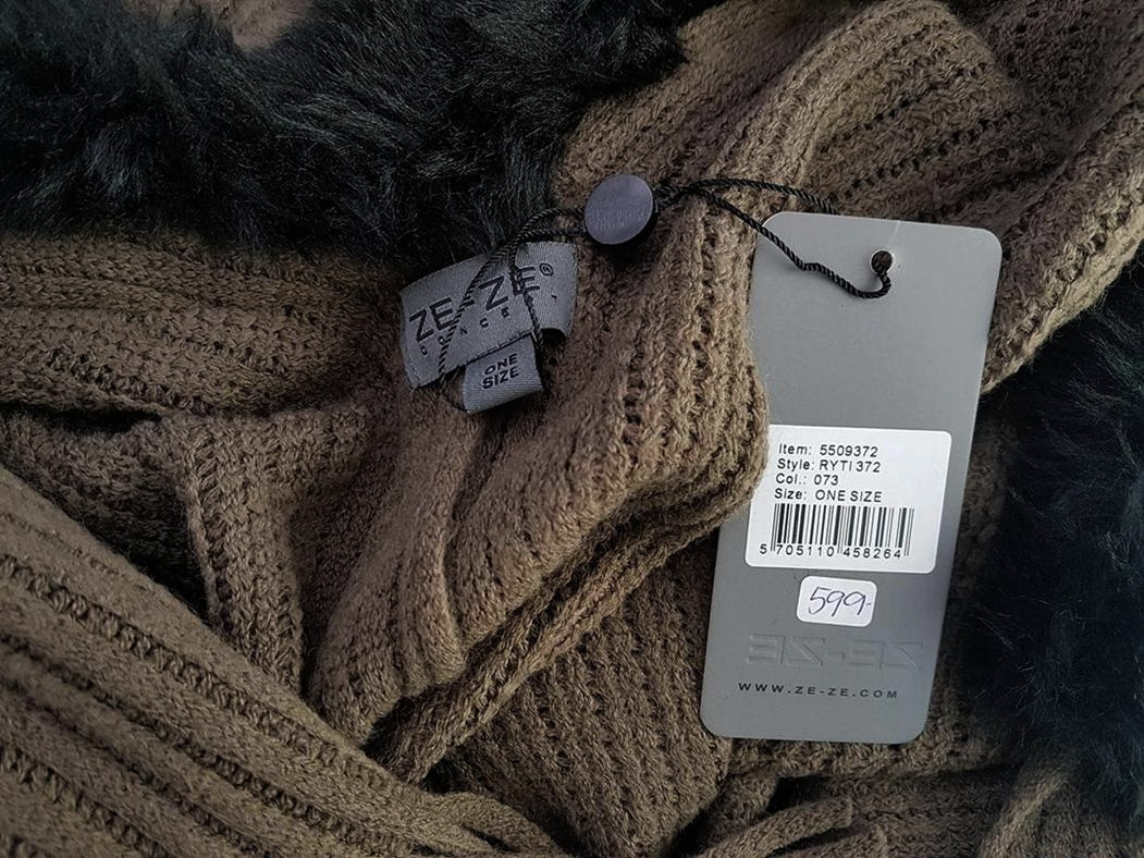 Ze - ze Rozmiar one size Kolor Brązowy Kołnierz Długi Otwarty Kardigan Rękaw 3/4 Materiał Akryl 100% Cienka dzianina