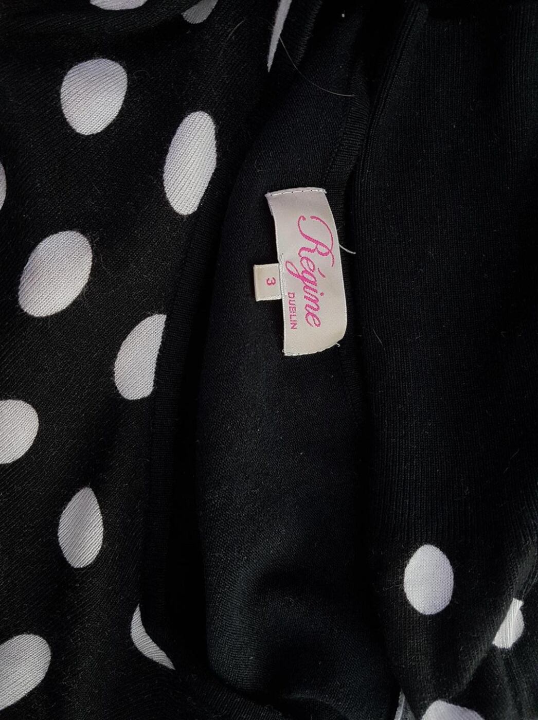 20190308_142348.jpg Regine Rozmiar 3 Kolor Czarny W serek Sweter Długi rękaw Materiał Rayon Cienka dzianina