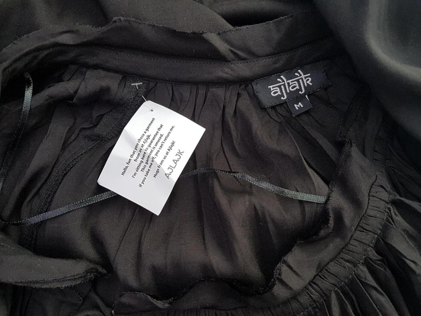 20190308_151710.jpg AJLAJK Rozmiar M Kolor Czarny Keyhole Crew Neck Bluzka Długi rękaw Materiał Rayon 100%