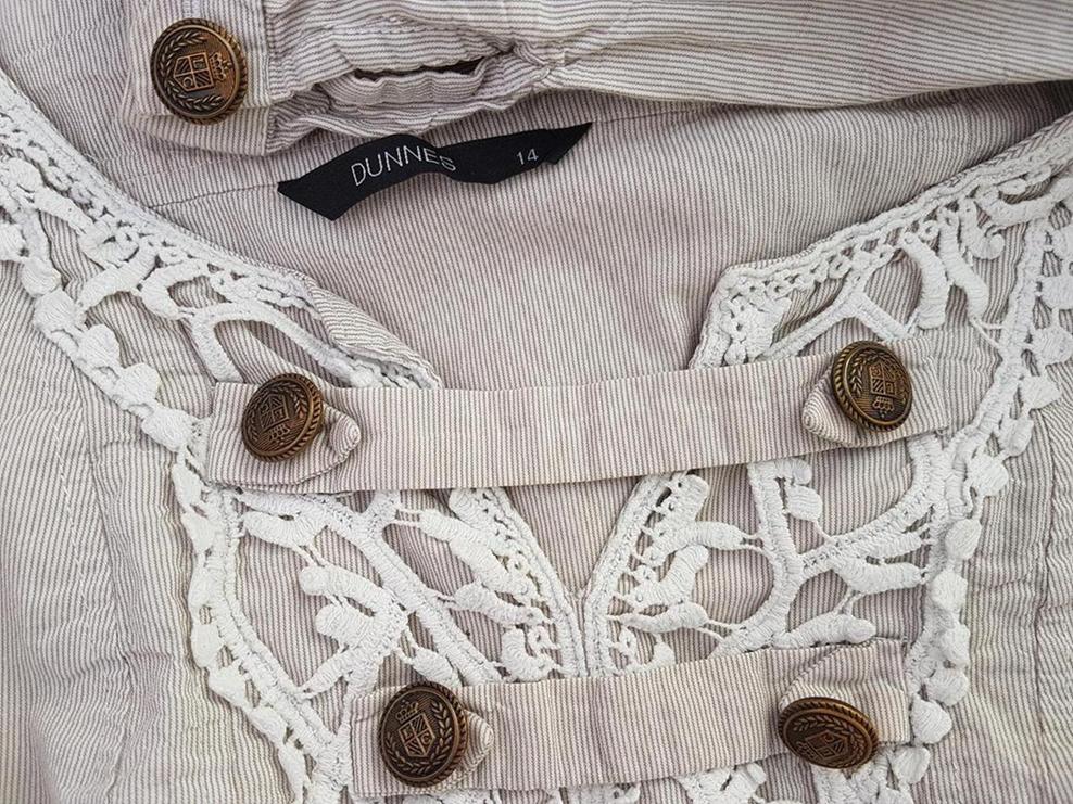 Dunnes Rozmiar 14 (42) Kolor Beżowy Okrągły dekolt Tunika Popover Bluzka Długi rękaw Dunnes Rozmiar 14 (42) Kolor Beżowy Okrągły dekolt Tunika Popover Bluzka Długi rękaw