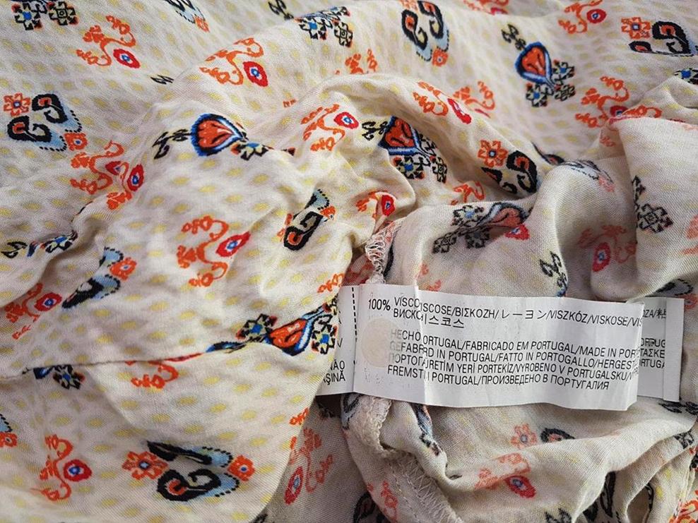 20190313_113716.jpg Zara Rozmiar S Kolor Beżowy W serek Bluzka Bezrękawnik Materiał Wiskoza 100%