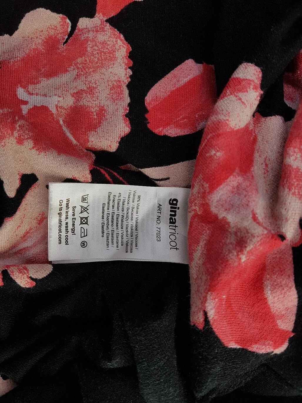 Gina Tricot Rozmiar M Kolor Czarny Okrągły dekolt Tunika Bluzka Krótki rękaw Materiał Wiskoza Gina Tricot Rozmiar M Kolor Czarny Okrągły dekolt Tunika Bluzka Krótki rękaw Materiał Wiskoza