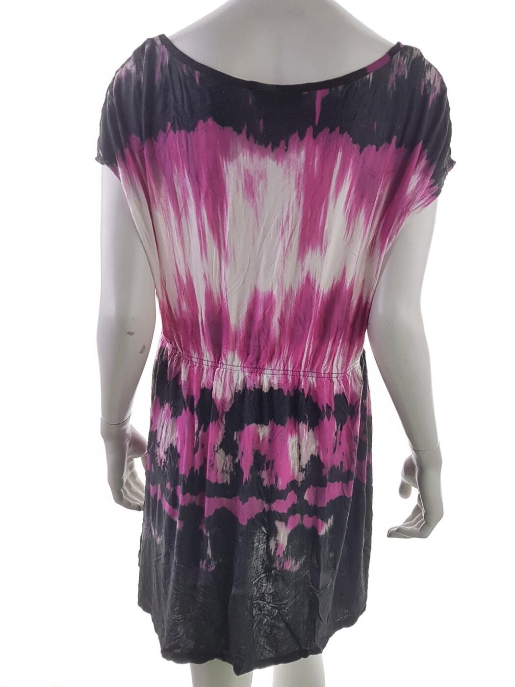 Dorothy perkins Rozmiar 48 Kolor Czarny Okrągły dekolt Sukienka Mini Krótki rękaw Krótka Materiał Wiskoza 100% Dorothy perkins Rozmiar 48 Kolor Czarny Okrągły dekolt Sukienka Mini Krótki rękaw Krótka Materiał Wiskoza 100%