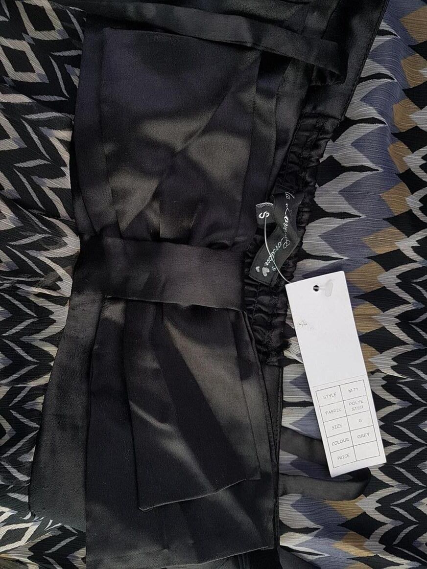 Mela Loves London Rozmiar S Kolor Czarny Halter Sukienka Mini Bezrękawnik Krótka Mela Loves London Rozmiar S Kolor Czarny Halter Sukienka Mini Bezrękawnik Krótka