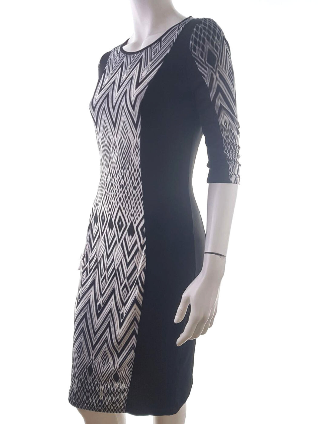 Mile Gabrielle Rozmiar S Kolor Czarny Okrągły dekolt Sukienka Bodycon Rękaw 3/4 Midi Mile Gabrielle Rozmiar S Kolor Czarny Okrągły dekolt Sukienka Bodycon Rękaw 3/4 Midi