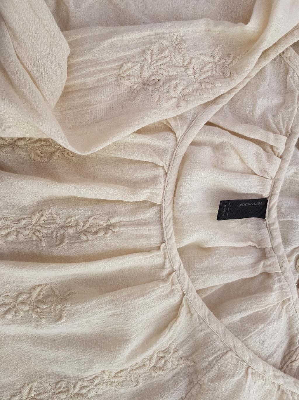 Vero moda Rozmiar M W łódkę Bluzka Długi rękaw