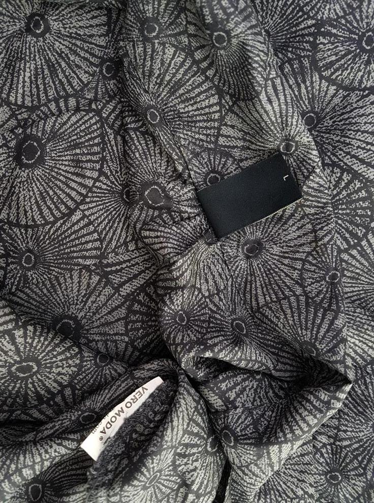 20190424_113009.jpg Vero moda Rozmiar L Geometryczny Kołnierz Bluzka Długi rękaw
