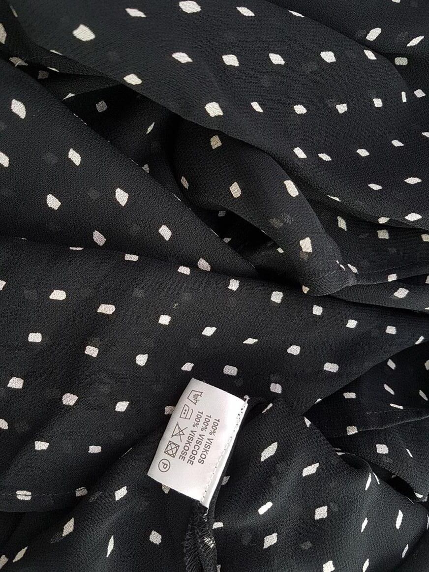 Gudrun Sjödén Rozmiar L/XL Okrągły dekolt Sukienka Prostokątna Krótki rękaw Do Kolan