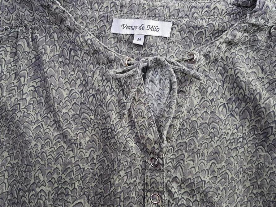 20190517_104151.jpg Venus de milo Rozmiar M Keyhole Crew Neck Bluzka Krótki rękaw