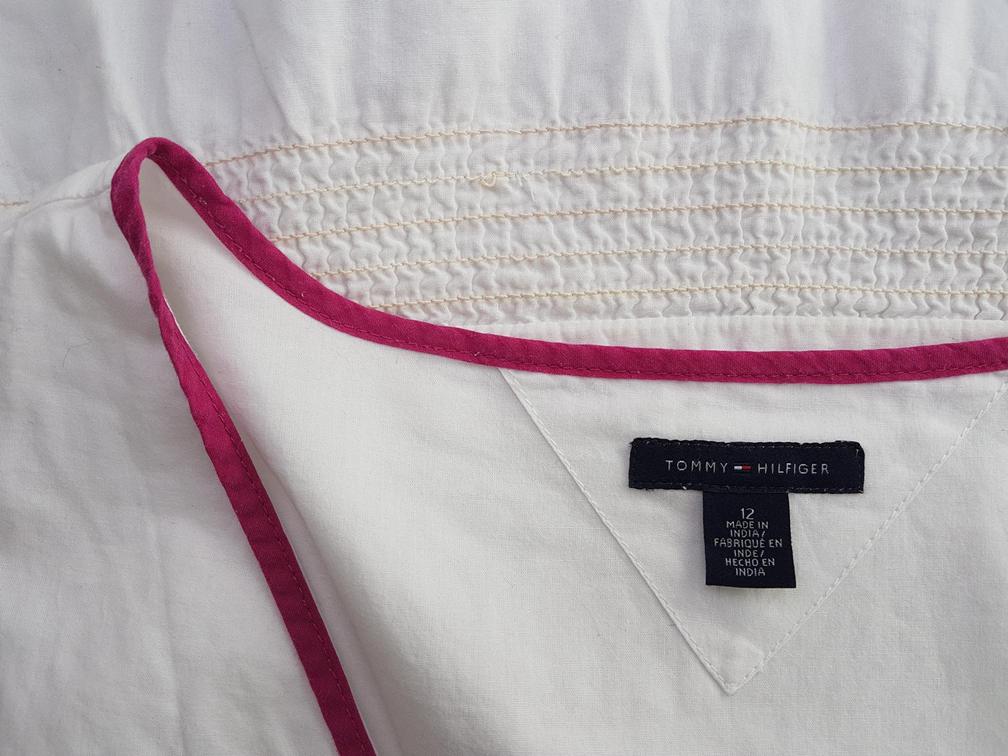 20190531_132317.jpg Tommy hilfiger Rozmiar 40 Kolor Biały W serek Bluzka Peplum Bezrękawnik Materiał Bawełna