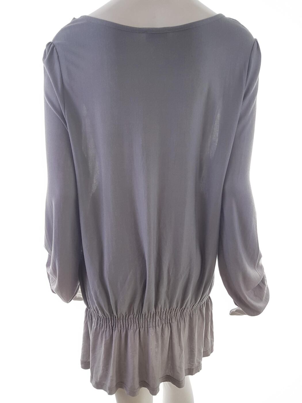 B.p.c fashion bonprix Rozmiar 40/42 Kolor Szary Dekolt U Tunika Bluzka Długi rękaw Materiał Wiskoza 100% B.p.c fashion bonprix Rozmiar 40/42 Kolor Szary Dekolt U Tunika Bluzka Długi rękaw Materiał Wiskoza 100%