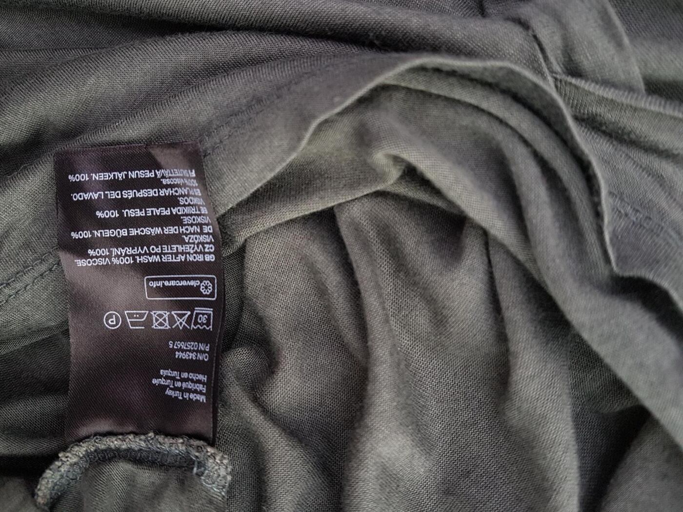 20190612_144548.jpg Rozmiar S Kolor Zielony W serek T-Shirt Krótki rękaw Materiał Wiskoza 100%