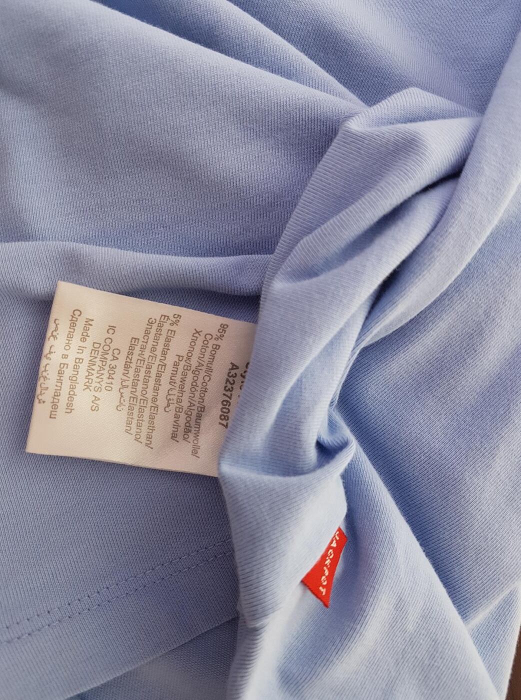 20190614_143453.jpg Jackpot Rozmiar S Kolor Niebieski W serek T-Shirt Krótki rękaw Materiał Bawełna