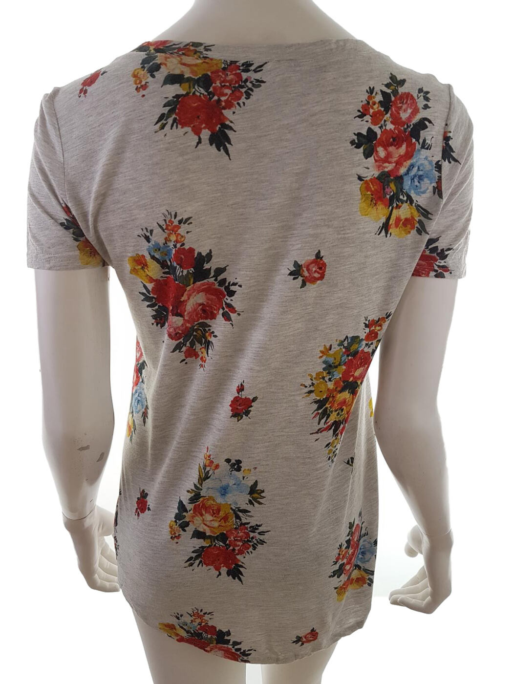 Oasis Rozmiar XS Kolor Szary Okrągły dekolt Tunika Bluzka Krótki rękaw Materiał Wiskoza 100% Oasis Rozmiar XS Kolor Szary Okrągły dekolt Tunika Bluzka Krótki rękaw Materiał Wiskoza 100%