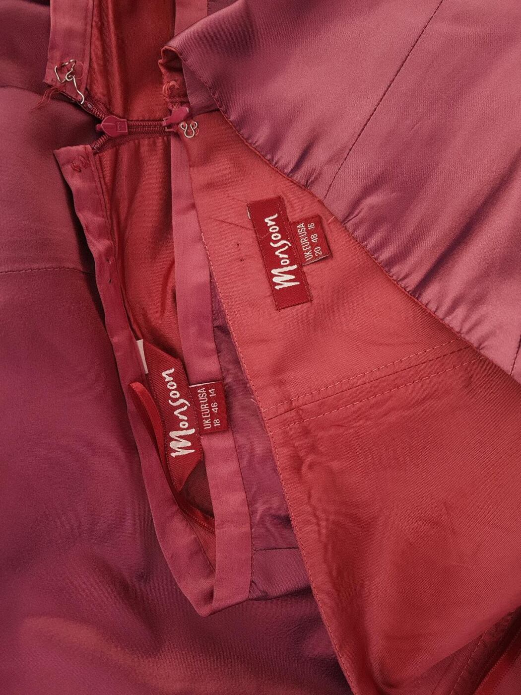 Monsoon Rozmiar 48 Odkryte Ramiona Suknia Balowa Sukienka Wieczorowa Bezrękawnik Długa Materiał Jedwab 100% Monsoon Rozmiar 48 Odkryte Ramiona Suknia Balowa Sukienka Wieczorowa Bezrękawnik Długa Materiał Jedwab 100%