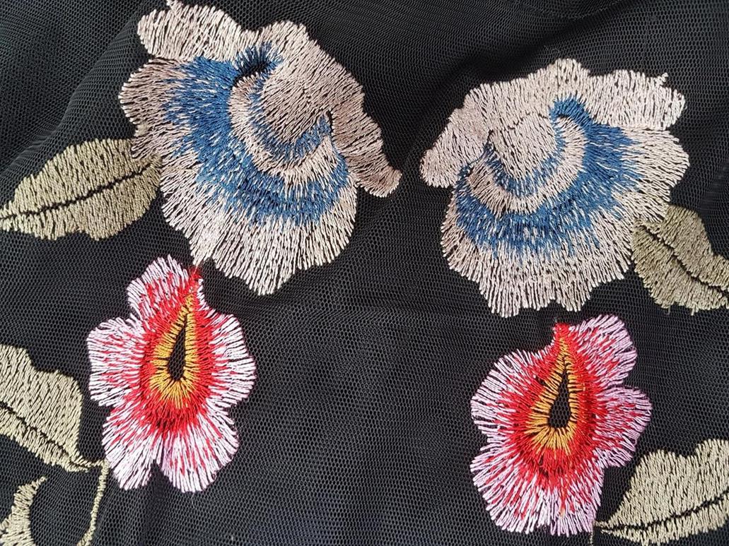 Vintage Rozmiar 40 Kolor Czarny Okrągły dekolt Sukienka Prostokątna Długi rękaw Midi Vintage Rozmiar 40 Kolor Czarny Okrągły dekolt Sukienka Prostokątna Długi rękaw Midi