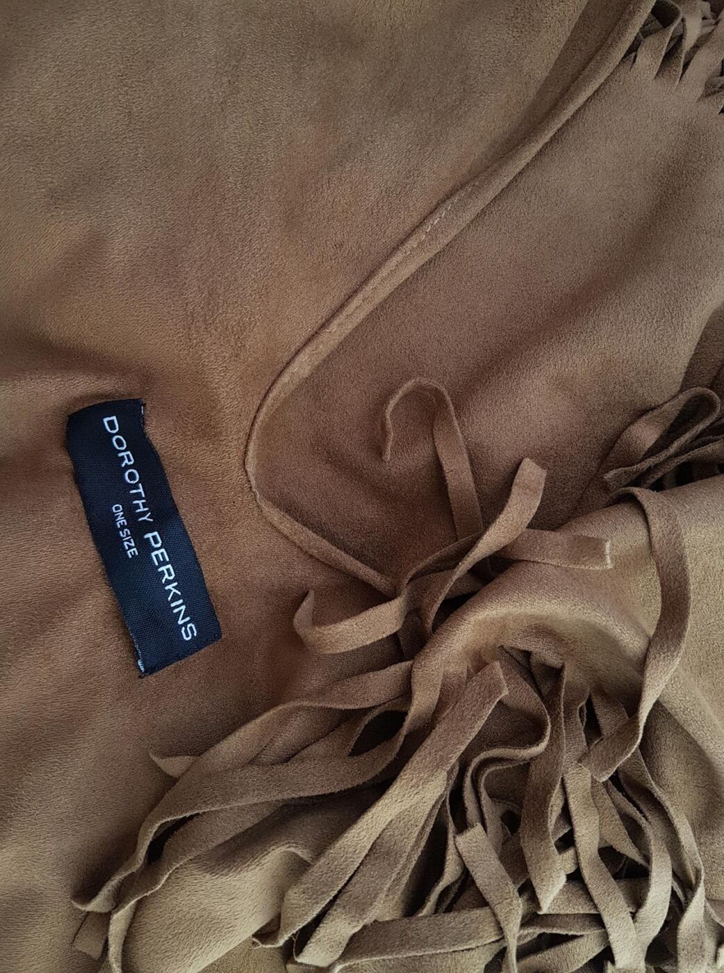 20190624_145432.jpg Dorothy perkins Rozmiar One size Kolor Brązowy W serek Peleryna Kardigan Bezrękawnik Cienka dzianina