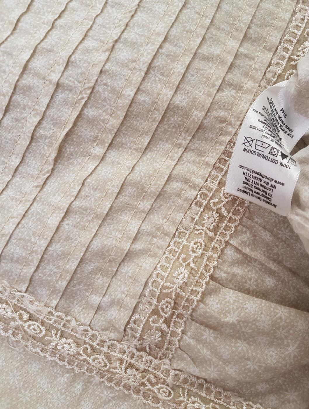 20190625_155538.jpg Dorothy perkins Rozmiar 44 Kolor Beżowy Kwadratowy dekolt Bluzka Długi rękaw Materiał Bawełna