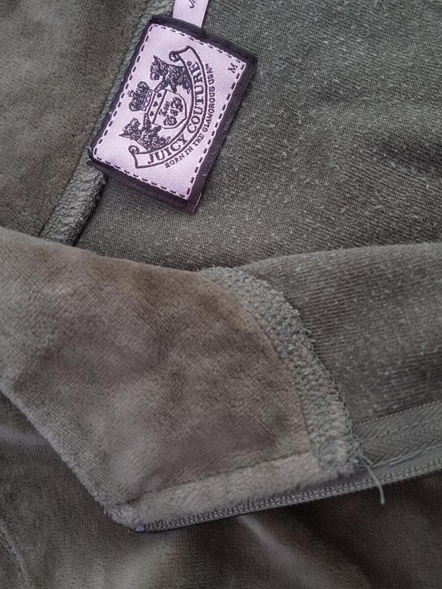 Juicy couture Rozmiar M Kolor Khaki Bluza na suwak Długi rękaw Materiał Bawełna Juicy couture Rozmiar M Kolor Khaki Bluza na suwak Długi rękaw Materiał Bawełna