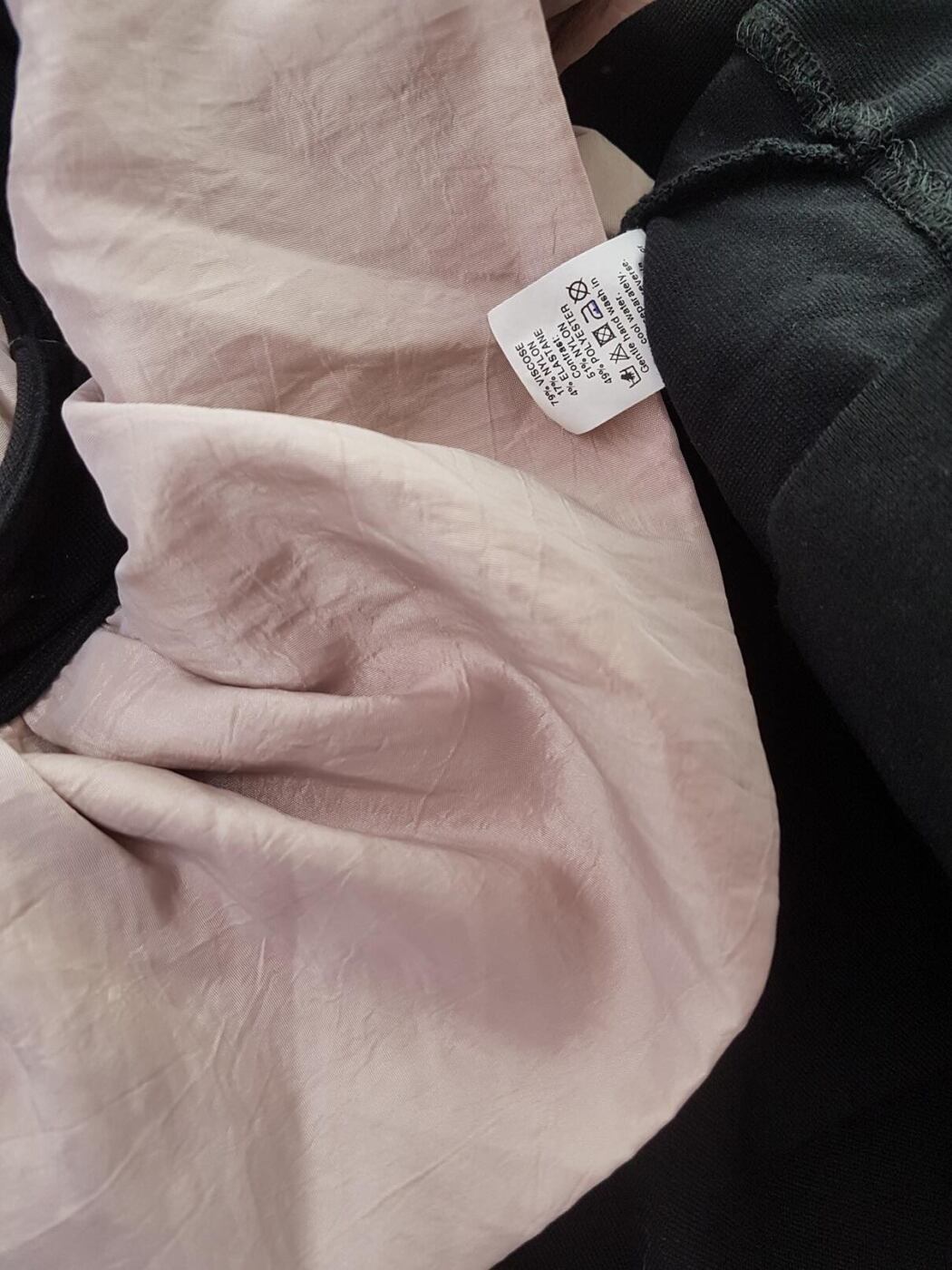 River island Rozmiar S Kolor Czarny Na Jedno Ramię Sukienka Ołówkowa Bezrękawnik Do Kolan Materiał Wiskoza
